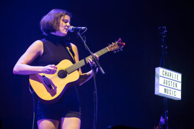 Charlie Austen @ Lotto Arena, picture 6, photographed by Marc Verdonck - FrontView Magazine