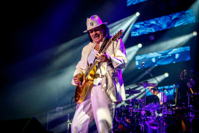 Carlos Santana - Divination Tour @ Sportpaleis, picture 4, photographed by Alex Wyckmans - FrontView Magazine