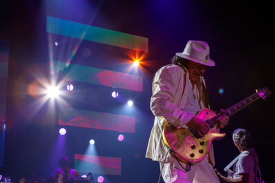 Carlos Santana - Divination Tour @ Sportpaleis, picture 17, photographed by Alex Wyckmans - FrontView Magazine