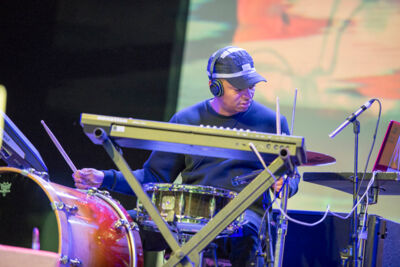 John Cale @ Rivierenhof, picture 7, photographed by Nick De Baerdemaeker - FrontView Magazine