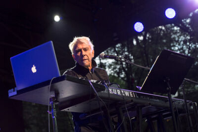 John Cale @ Rivierenhof, picture 10, photographed by Nick De Baerdemaeker - FrontView Magazine