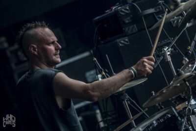 Funeral Dress @ Rock voor Specials, picture 30, photographed by Luc Luyten - FrontView Magazine