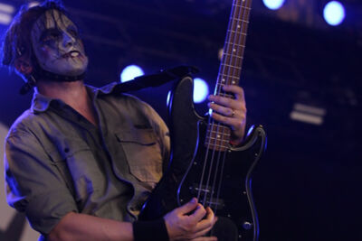 Fleddy Melculy @ Rock Zottegem 2018, picture 7, photographed by Pascal Liagre - FrontView Magazine