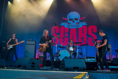 De Scabs @ Moen Feest, picture 6, photographed by Ruben Vandeweijer - FrontView Magazine