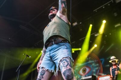 Turbonegro @ Sjock, foto 37, foto's door Luc Luyten - FrontView Magazine