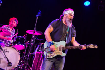 STEVE EARLE & THE DUKES @ Openluchttheater Rivierenhof, picture 5, photographed by Marc Verdonck - FrontView Magazine