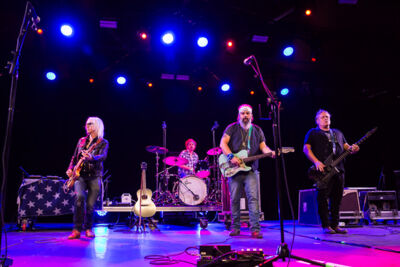 STEVE EARLE & THE DUKES @ Openluchttheater Rivierenhof, picture 6, photographed by Marc Verdonck - FrontView Magazine