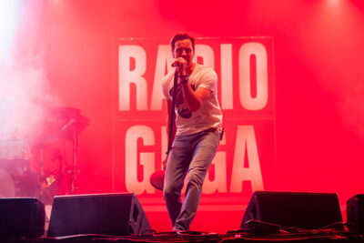 Radio Guga @ Sint-Baafsplein - Gentse Feesten, picture 9, photographed by Dimitri Vanlommel - FrontView Magazine