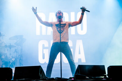 Radio Guga @ Sint-Baafsplein - Gentse Feesten, picture 11, photographed by Dimitri Vanlommel - FrontView Magazine