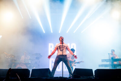 Radio Guga @ Sint-Baafsplein - Gentse Feesten, picture 12, photographed by Dimitri Vanlommel - FrontView Magazine