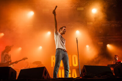 Radio Guga @ Sint-Baafsplein - Gentse Feesten, picture 23, photographed by Dimitri Vanlommel - FrontView Magazine