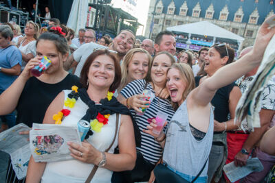 Vlaanderen Zingt @ Sint-Baafsplein - Gentse Feesten, foto 23, foto's door Dimitri Vanlommel - FrontView Magazine