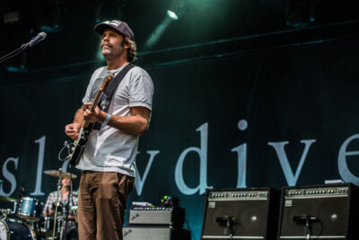 Slowdive @ Cactus, picture 4, photographed by Raf Degeest - FrontView Magazine