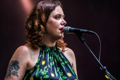 Slowdive @ Cactus, picture 15, photographed by Raf Degeest - FrontView Magazine