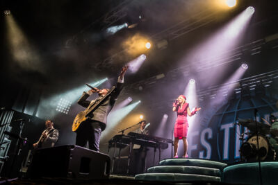 Les Truttes @ Sint-Baafsplein Gent, picture 3, photographed by Danny Wagemans - FrontView Magazine