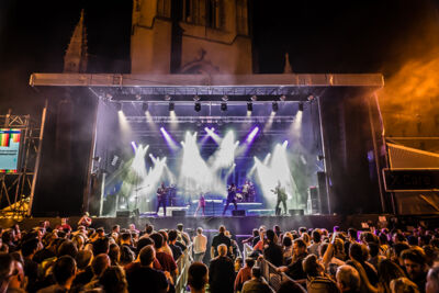 Les Truttes @ Sint-Baafsplein Gent, picture 18, photographed by Danny Wagemans - FrontView Magazine
