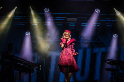 Les Truttes @ Sint-Baafsplein Gent, picture 25, photographed by Danny Wagemans - FrontView Magazine