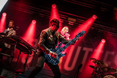 Les Truttes @ Sint-Baafsplein Gent, picture 35, photographed by Danny Wagemans - FrontView Magazine