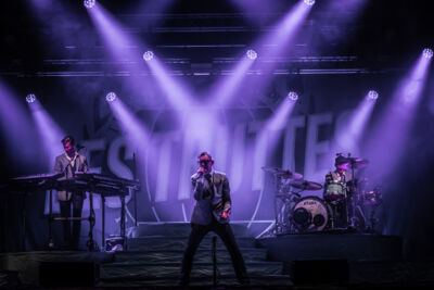 Les Truttes @ Sint-Baafsplein Gent, picture 42, photographed by Danny Wagemans - FrontView Magazine