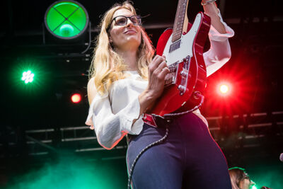 Beatles by Girls @ Korenmarkt Gent, picture 9, photographed by Danny Wagemans - FrontView Magazine