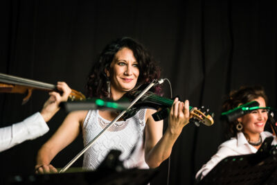 Beatles by Girls @ Korenmarkt Gent, picture 21, photographed by Danny Wagemans - FrontView Magazine