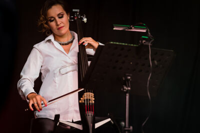 Beatles by Girls @ Korenmarkt Gent, picture 22, photographed by Danny Wagemans - FrontView Magazine