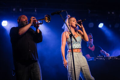 Buscemi ft Squadra Bossa @ Engie Parkies Sint-Niklaas, picture 27, photographed by Danny Wagemans - FrontView Magazine