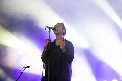 Intergalactic Lovers @ Dranouter, foto 10, foto's door Frank Lambrechts - FrontView Magazine
