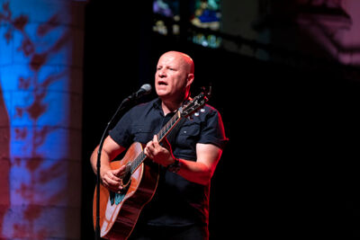 Frank Vander Linden @ Dranouter, foto 1, foto's door Frank Lambrechts - FrontView Magazine