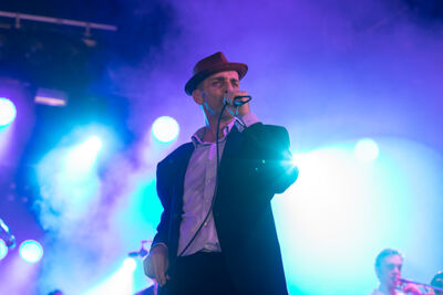 Les Negresses vertes @ Dranouter, picture 3, photographed by Frank Lambrechts - FrontView Magazine