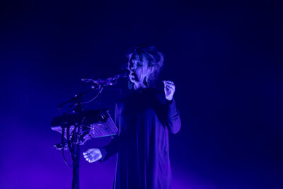Selah Sue @ Dranouter, foto 1, foto's door Frank Lambrechts - FrontView Magazine
