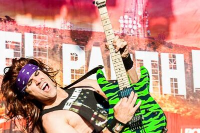 Steel Panther @ Lokerse Feesten, picture 10, photographed by Gert Daemen - FrontView Magazine