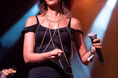Zap mama @ Dranouter, picture 6, photographed by Frank Lambrechts - FrontView Magazine