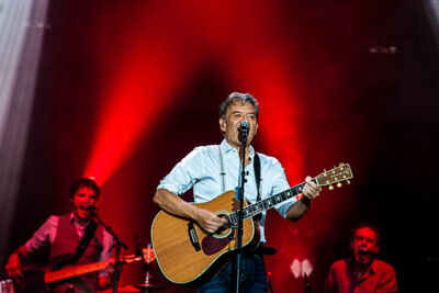 Bart Peeters @ Lokerse Feesten, picture 4, photographed by Gert Daemen - FrontView Magazine