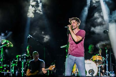 Clouseau @ Lokerse Feesten, picture 6, photographed by Gert Daemen - FrontView Magazine