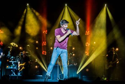Clouseau @ Lokerse Feesten, picture 13, photographed by Gert Daemen - FrontView Magazine