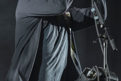 dEUS @ Lokerse Feesten, picture 14, photographed by Nick De Baerdemaeker - FrontView Magazine
