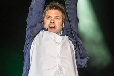 Kasabian @ Lokerse Feesten, picture 2, photographed by Nick De Baerdemaeker - FrontView Magazine