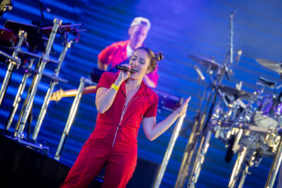 Clean Bandit @ Lokerse Feesten, picture 5, photographed by Tim Delmoitie - FrontView Magazine
