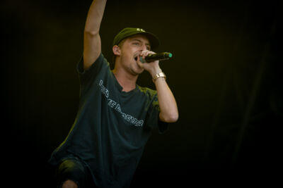 Lil Kleine @ Lokerse Feesten, foto 2, foto's door Tim Delmoitie - FrontView Magazine