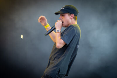 Lil Kleine @ Lokerse Feesten, foto 3, foto's door Tim Delmoitie - FrontView Magazine