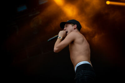 Lil Kleine @ Lokerse Feesten, foto 10, foto's door Tim Delmoitie - FrontView Magazine