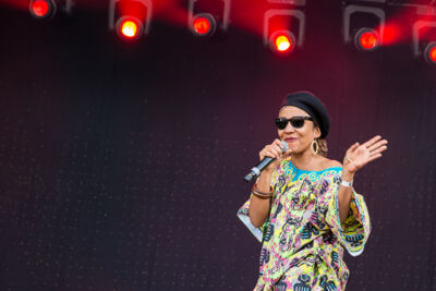 Technotronic @ Nostalgie Beach Festival 2018, picture 13, photographed by Marc Verdonck - FrontView Magazine