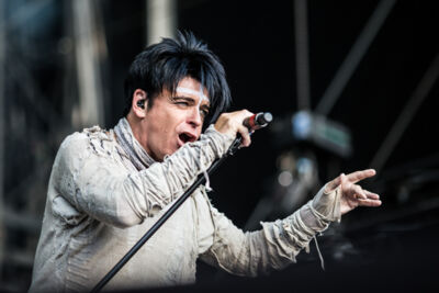 Gary Numan @ Lokerse Feesten, picture 1, photographed by Zourab Moussaev - FrontView Magazine