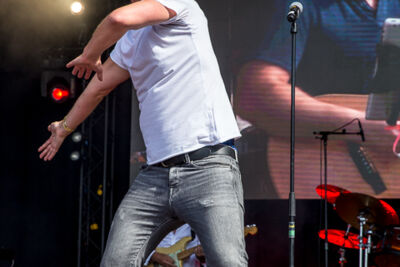 Niels Destadsbader @ Antwerp Pride Closing Festival, picture 14, photographed by Marc Verdonck - FrontView Magazine