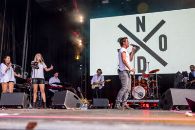 Niels Destadsbader @ Antwerp Pride Closing Festival, picture 16, photographed by Marc Verdonck - FrontView Magazine