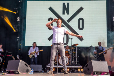 Niels Destadsbader @ Antwerp Pride Closing Festival, picture 19, photographed by Marc Verdonck - FrontView Magazine