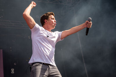 Niels Destadsbader @ Antwerp Pride Closing Festival, picture 22, photographed by Marc Verdonck - FrontView Magazine