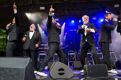 De Grungblavers @ Openluchttheater Rivierenhof, picture 5, photographed by Marc Verdonck - FrontView Magazine