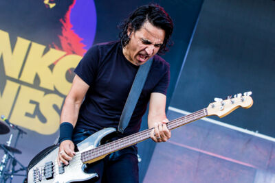 Danko Jones @ Summer Breeze, foto 5, foto's door Dorien Goetschalckx - FrontView Magazine